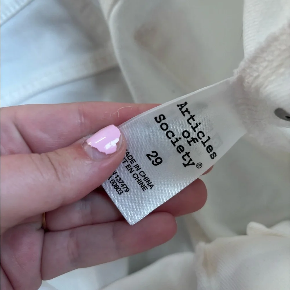 Articles Of Society White Ankle Cropped Jeans - Picture 6 of 6